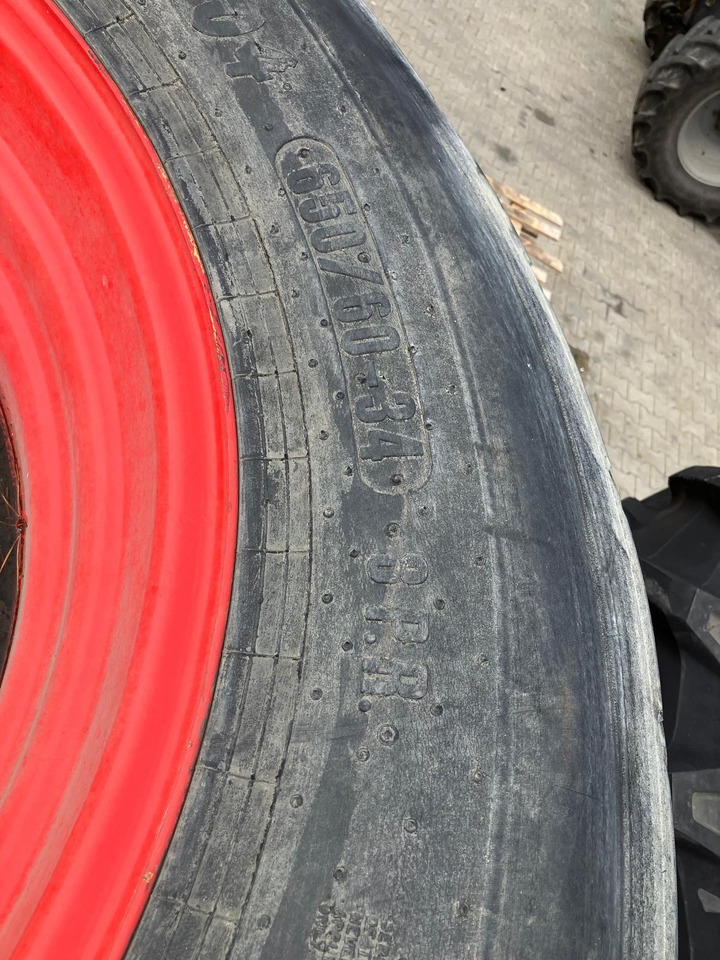 Fendt Räder Rasenbereifung - Däck och fälgar: bild 4 Fendt Räder Rasenbereifung - Däck och fälgar: bild 4