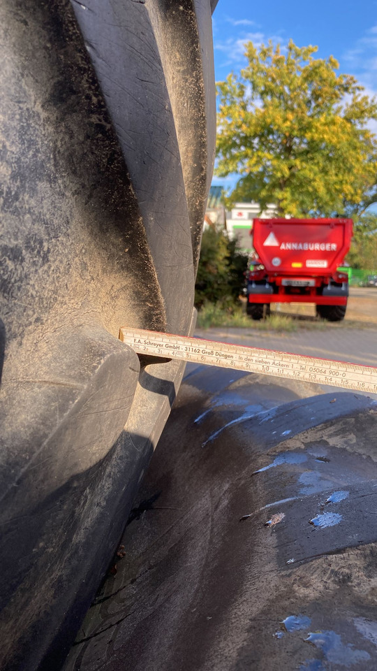 Michelin 650/65R34 710/75R42 - Däck och fälgar: bild 2 Michelin 650/65R34 710/75R42 - Däck och fälgar: bild 2