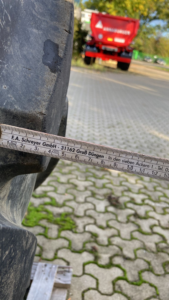 Michelin 650/65R34 710/75R42 - Däck och fälgar: bild 3 Michelin 650/65R34 710/75R42 - Däck och fälgar: bild 3