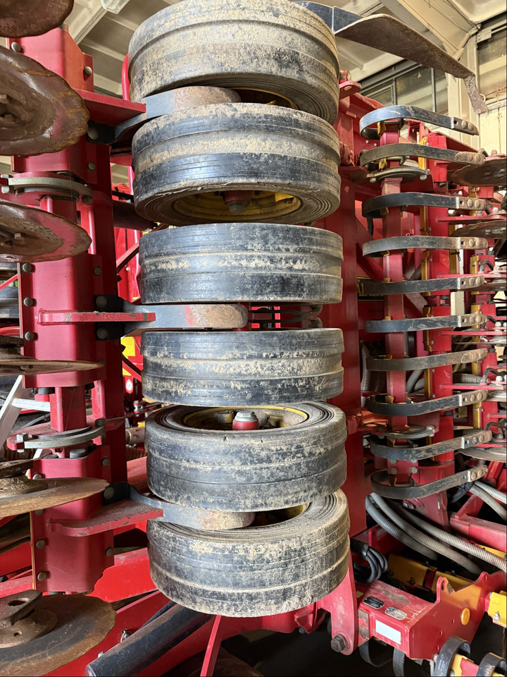 Väderstad Rapid A600S - Såmaskin: bild 4 Väderstad Rapid A600S - Såmaskin: bild 4