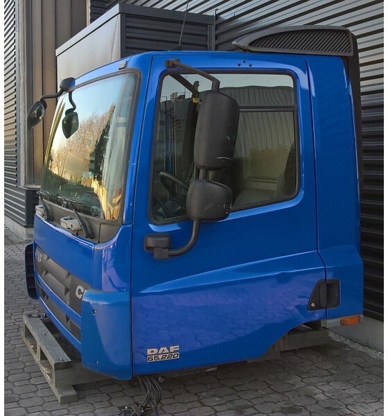 DAF CF65 CF75 CF85 Euro 5 - Hytt och interiör för Lastbil: bild 1 DAF CF65 CF75 CF85 Euro 5 - Hytt och interiör för Lastbil: bild 1
