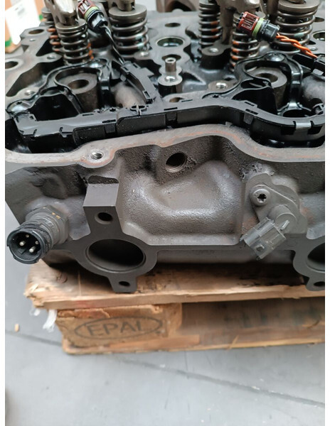 DAF XF 105 oe 1795284 EURO 5 2 SENSORS - Cylinderblock för Lastbil: bild 3 DAF XF 105 oe 1795284 EURO 5 2 SENSORS - Cylinderblock för Lastbil: bild 3