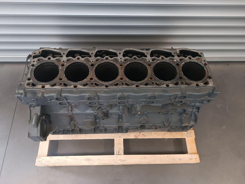 DAF XF106 Euro 6 - Cylinderblock för Lastbil: bild 3 DAF XF106 Euro 6 - Cylinderblock för Lastbil: bild 3