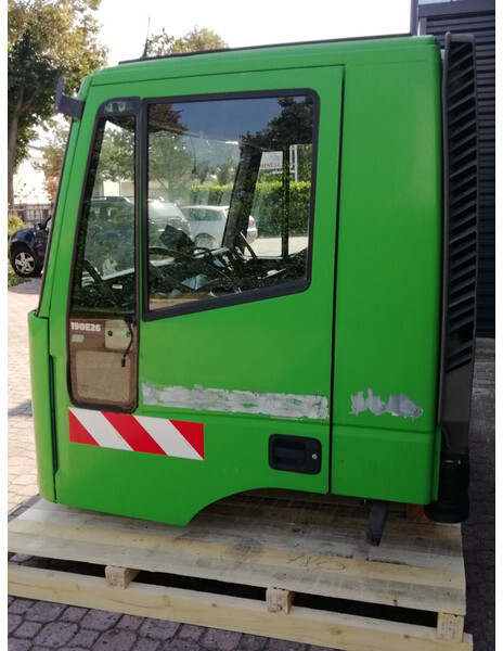 Iveco EUROTECH - EUROTRAKKER Euro 3 - Hytt och interiör för Lastbil: bild 5 Iveco EUROTECH - EUROTRAKKER Euro 3 - Hytt och interiör för Lastbil: bild 5