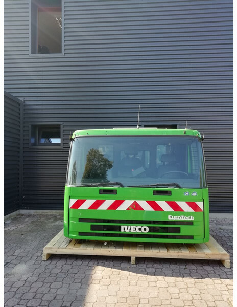 Iveco EUROTECH - EUROTRAKKER Euro 3 - Hytt och interiör för Lastbil: bild 2 Iveco EUROTECH - EUROTRAKKER Euro 3 - Hytt och interiör för Lastbil: bild 2