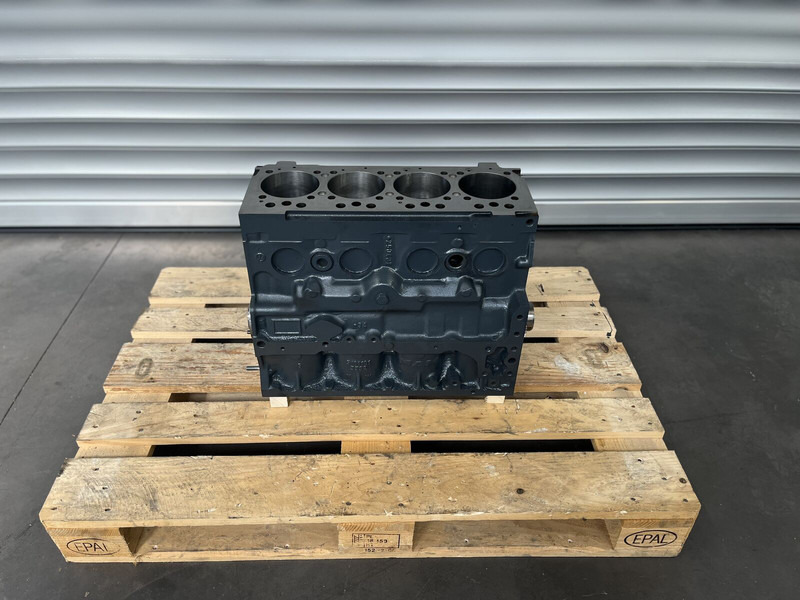 MAN TGM TGL D0834 150 180 220 E5 RECONDITIONED WITH WARRANTY - Cylinderblock för Lastbil: bild 2 MAN TGM TGL D0834 150 180 220 E5 RECONDITIONED WITH WARRANTY - Cylinderblock för Lastbil: bild 2