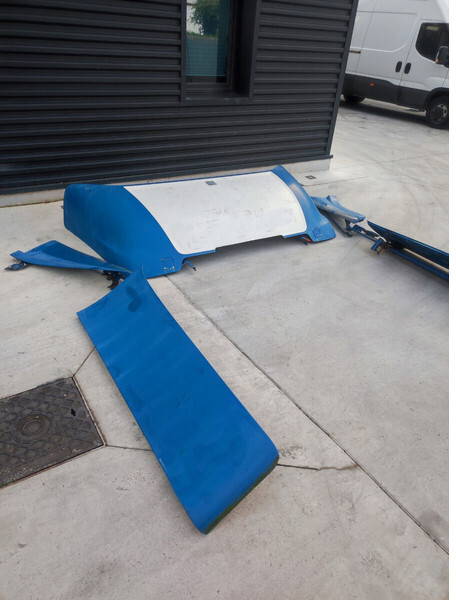 Scania CR14 CAB - Aerodynamik/ Spoiler för Lastbil: bild 3 Scania CR14 CAB - Aerodynamik/ Spoiler för Lastbil: bild 3