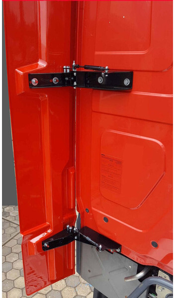 Volvo FH12 - FH13 - FH16 - Aerodynamik/ Spoiler för Lastbil: bild 3 Volvo FH12 - FH13 - FH16 - Aerodynamik/ Spoiler för Lastbil: bild 3