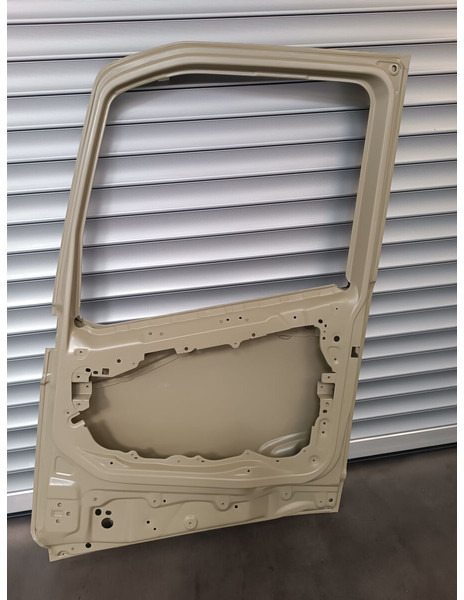 Volvo RH - DX - Dörr och reservdelar för Lastbil: bild 5 Volvo RH - DX - Dörr och reservdelar för Lastbil: bild 5