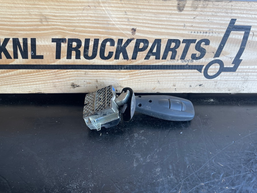 MERCEDES GEAR LEVER A0095452124 - Hytt och interiör för Lastbil: bild 2 MERCEDES GEAR LEVER A0095452124 - Hytt och interiör för Lastbil: bild 2