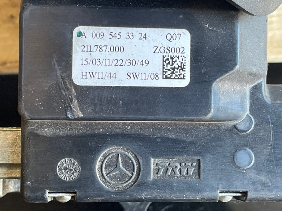 MERCEDES Indicator Lights A0095453324 - Hytt och interiör för Lastbil: bild 3 MERCEDES Indicator Lights A0095453324 - Hytt och interiör för Lastbil: bild 3