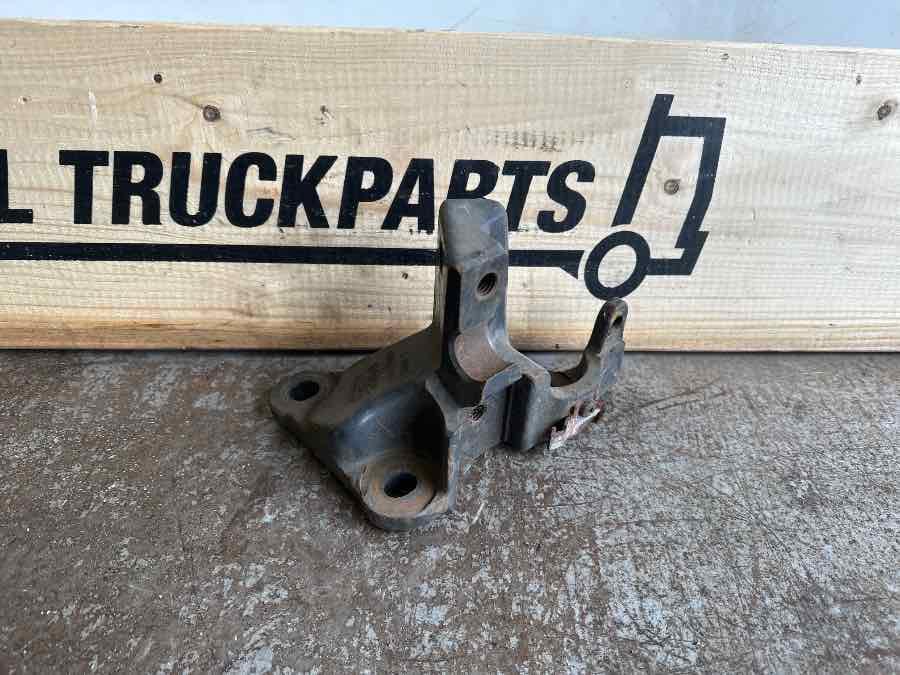 SCANIA BRACKET 1728140 - Ram/ Chassi för Lastbil: bild 2 SCANIA BRACKET 1728140 - Ram/ Chassi för Lastbil: bild 2