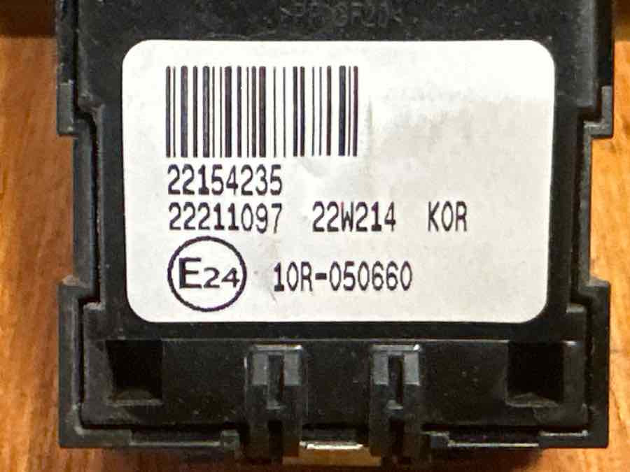 VOLVO CONTROL PANEL 22154235 - Elektriskt system för Lastbil: bild 3 VOLVO CONTROL PANEL 22154235 - Elektriskt system för Lastbil: bild 3