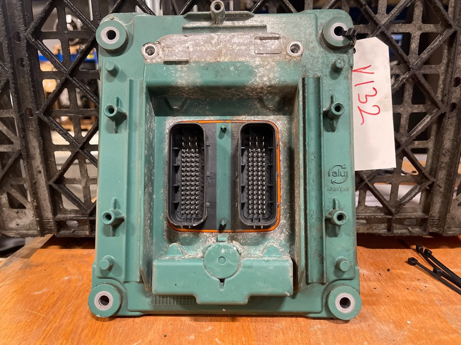 VOLVO ECU 21900545 - Kontrollenhet för Lastbil: bild 2 VOLVO ECU 21900545 - Kontrollenhet för Lastbil: bild 2