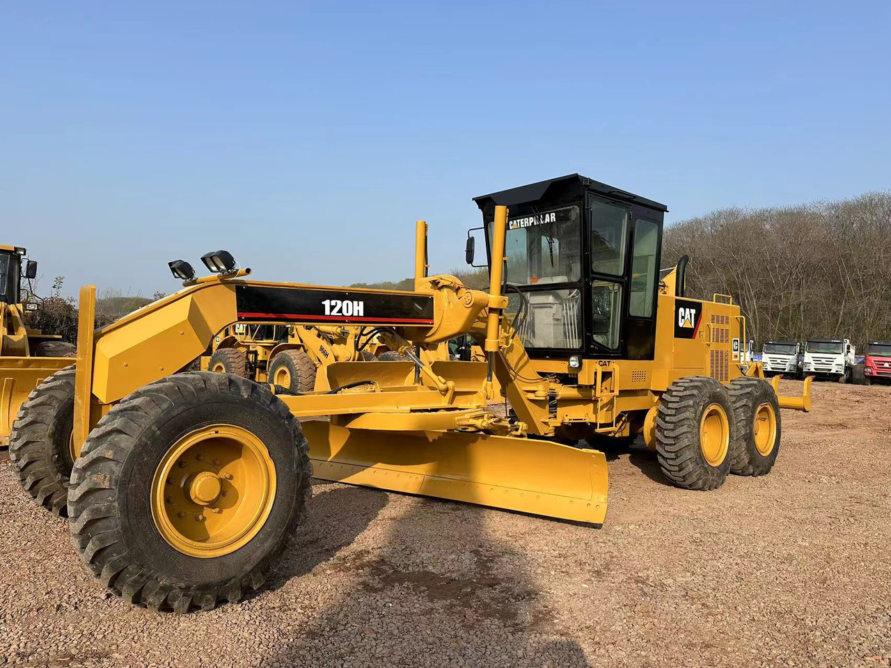 CATERPILLAR 120H motor grader - Väghyvel: bild 2 CATERPILLAR 120H motor grader - Väghyvel: bild 2