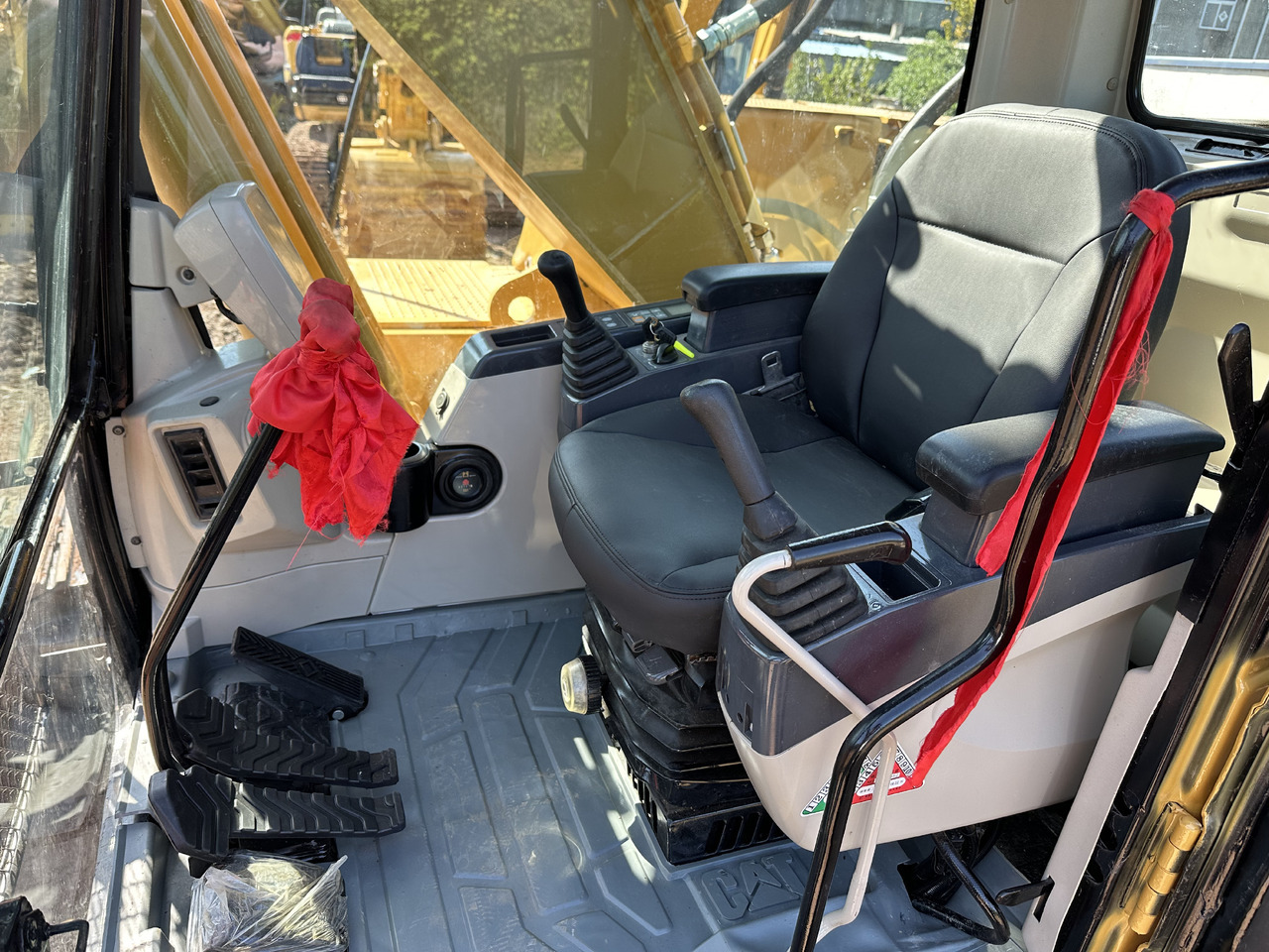 Bandgrävare CATERPILLAR 320CL: bild 7