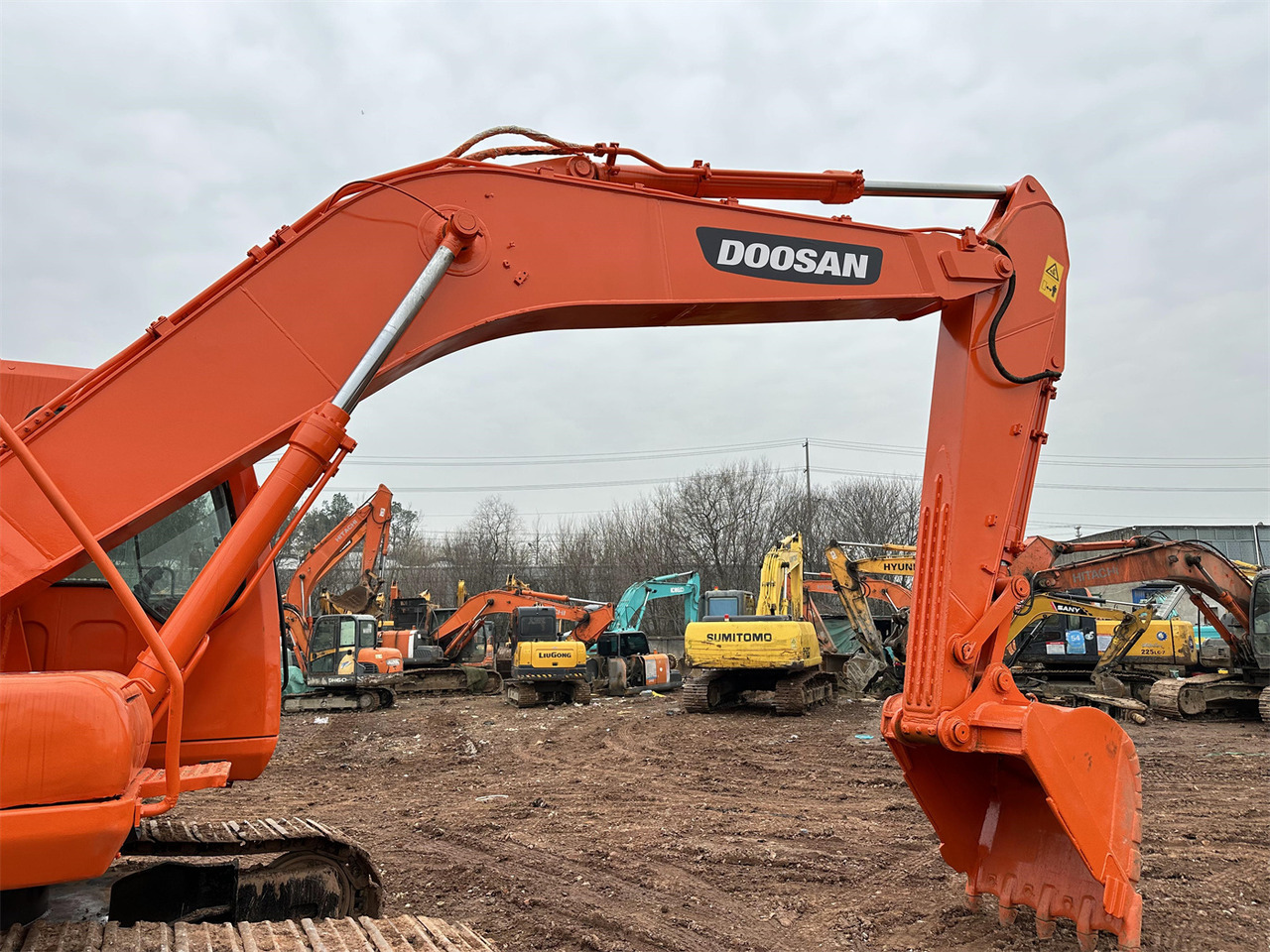 DOOSAN DH220 excavator - Bandgrävare: bild 4 DOOSAN DH220 excavator - Bandgrävare: bild 4