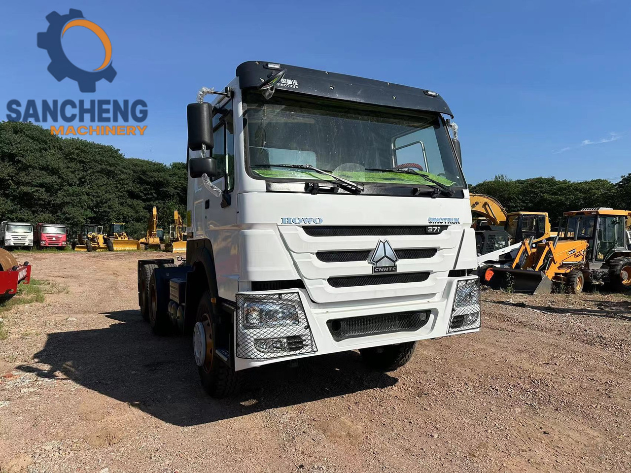 SINOTRUK HOWO Truck Head 371hp - Dragbil: bild 1 SINOTRUK HOWO Truck Head 371hp - Dragbil: bild 1