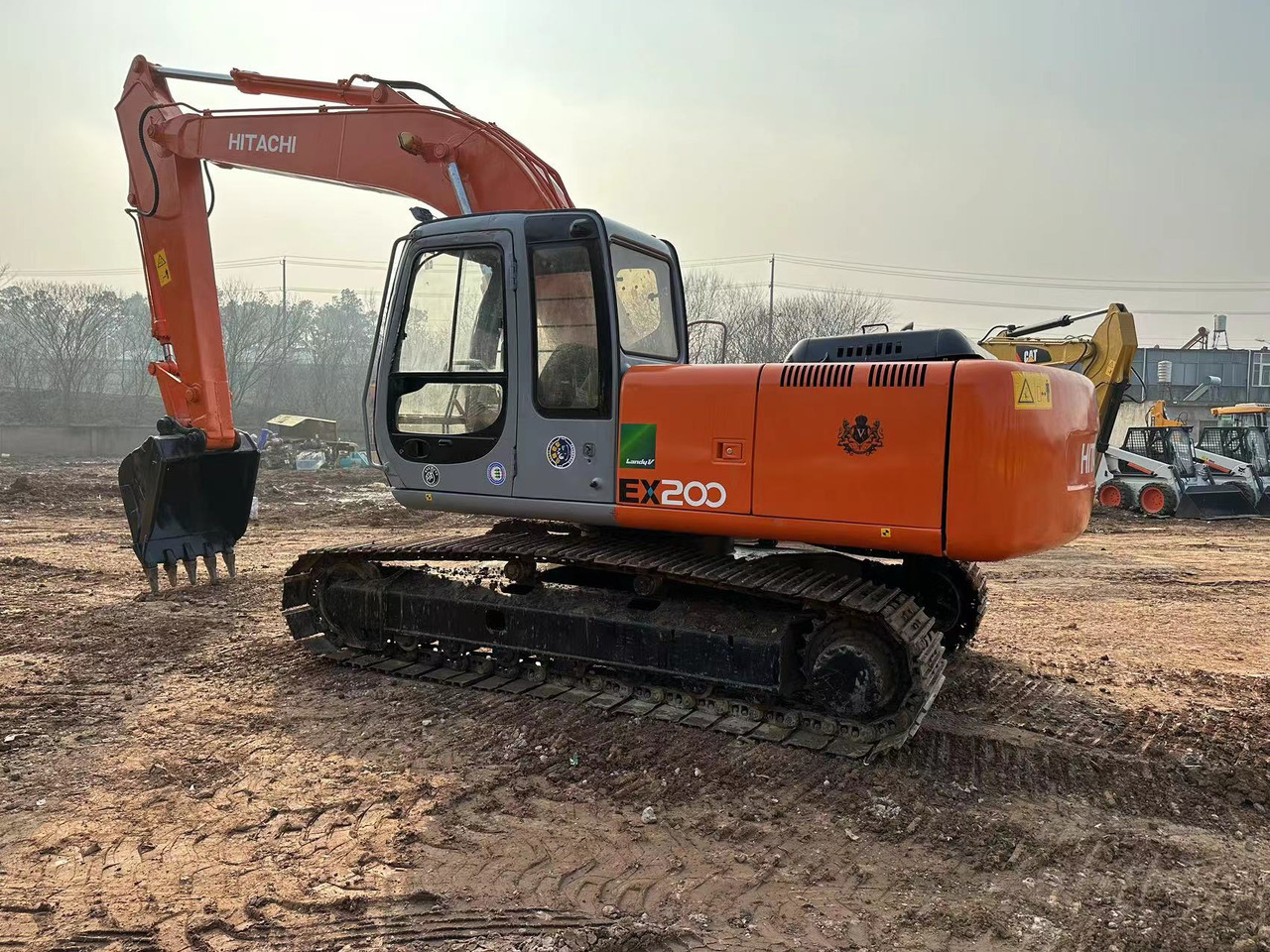 HITACHI EX200 - Grävmaskin: bild 1 HITACHI EX200 - Grävmaskin: bild 1