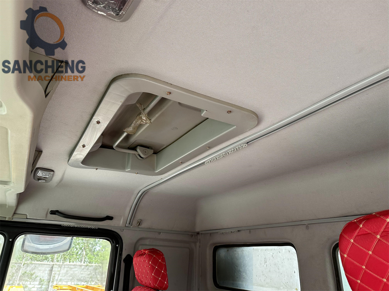 Tippbil lastbil för transportering lösa material Shacman F3000: bild 8 Tippbil lastbil för transportering lösa material Shacman F3000: bild 8