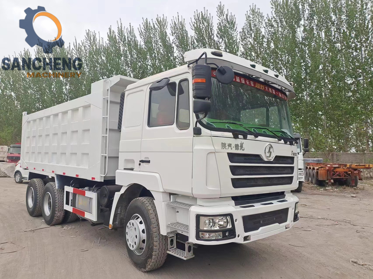Tippbil lastbil för transportering lösa material Shacman F3000: bild 9 Tippbil lastbil för transportering lösa material Shacman F3000: bild 9
