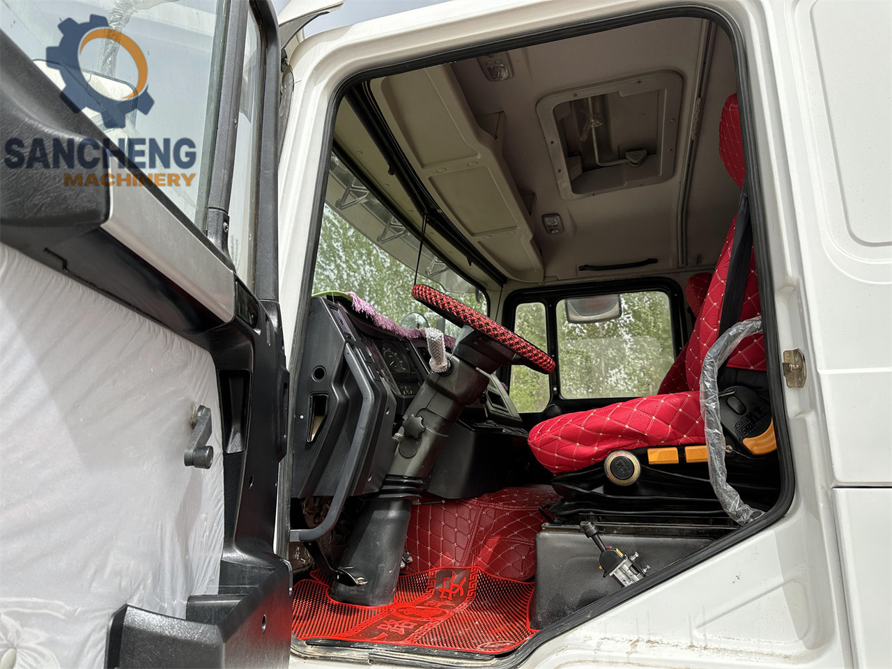 Tippbil lastbil för transportering lösa material Shacman F3000: bild 7 Tippbil lastbil för transportering lösa material Shacman F3000: bild 7