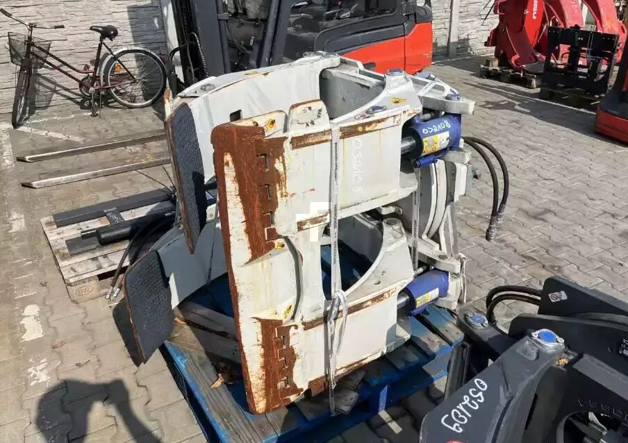 Cascade 33H-RDP-3A-38676 R0 - Klämaggregat för Motviktstruck: bild 1 Cascade 33H-RDP-3A-38676 R0 - Klämaggregat för Motviktstruck: bild 1