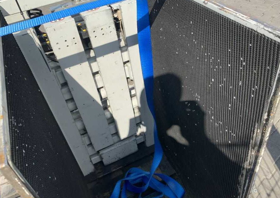 Cascade UTB2-08-1011 R1, Kartonklammer - Klämaggregat för Materialhanteringsutrustning: bild 5 Cascade UTB2-08-1011 R1, Kartonklammer - Klämaggregat för Materialhanteringsutrustning: bild 5