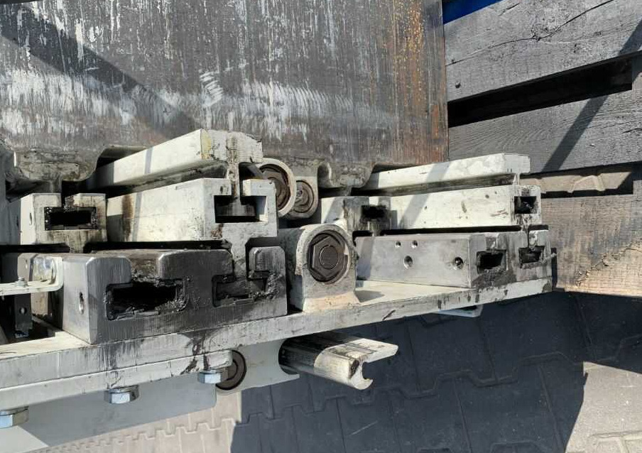 Cascade UTB2-08-1011 R1, Kartonklammer - Klämaggregat för Materialhanteringsutrustning: bild 4 Cascade UTB2-08-1011 R1, Kartonklammer - Klämaggregat för Materialhanteringsutrustning: bild 4