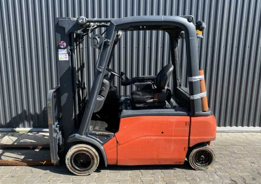Linde E20PL-01 - Eltruck: bild 2 Linde E20PL-01 - Eltruck: bild 2