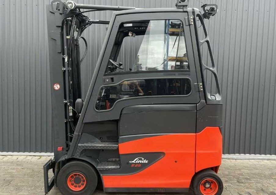 Linde E25H-01/600 - Eltruck: bild 2 Linde E25H-01/600 - Eltruck: bild 2