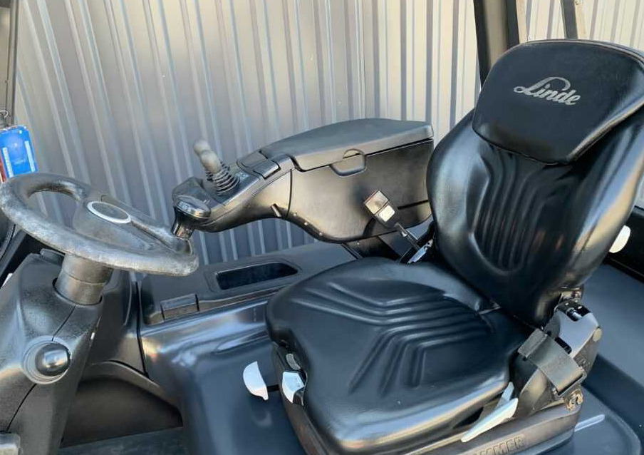 Linde E30L-01 - Eltruck: bild 3 Linde E30L-01 - Eltruck: bild 3