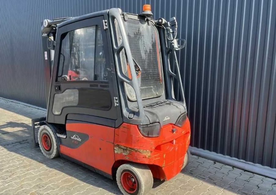 Linde E30L-01 - Eltruck: bild 3 Linde E30L-01 - Eltruck: bild 3
