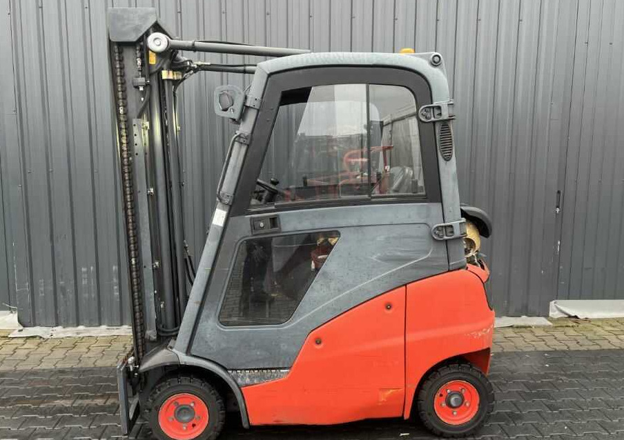 Linde H14T-01 - Gasoltruck: bild 2 Linde H14T-01 - Gasoltruck: bild 2