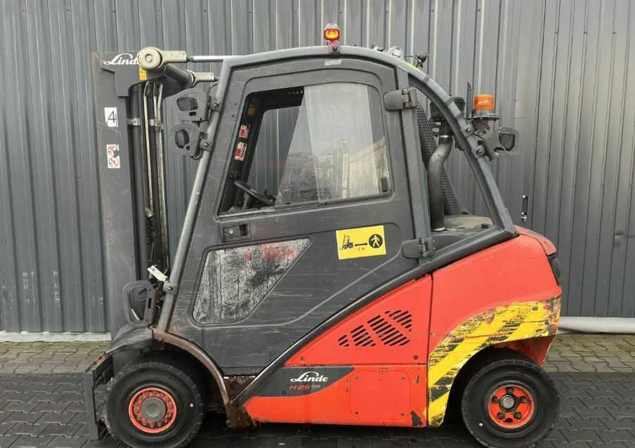 Linde H25D-02 - Dieseltruck: bild 2 Linde H25D-02 - Dieseltruck: bild 2