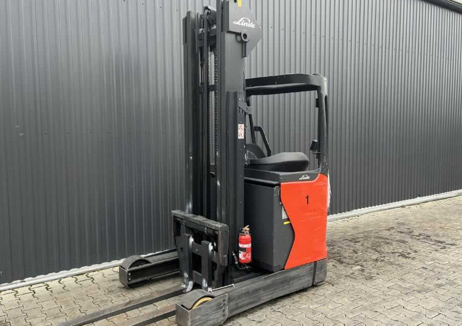 Linde R16-01 - Skjutstativtruck: bild 1 Linde R16-01 - Skjutstativtruck: bild 1