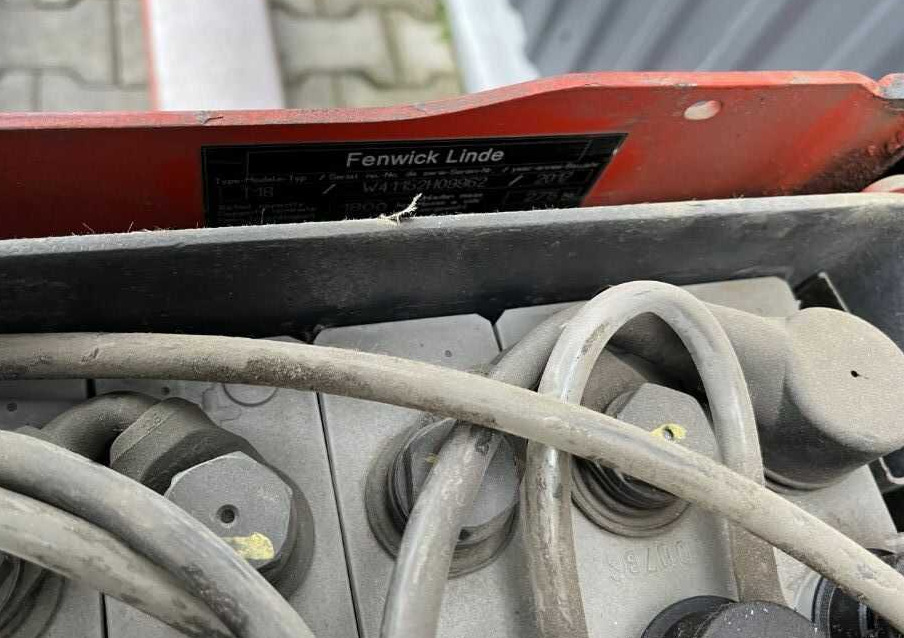 Linde T18 - Låglyftar: bild 4 Linde T18 - Låglyftar: bild 4