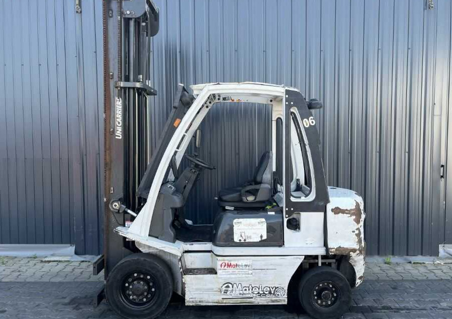 Nissan Y1D2A25Q - Dieseltruck: bild 2 Nissan Y1D2A25Q - Dieseltruck: bild 2