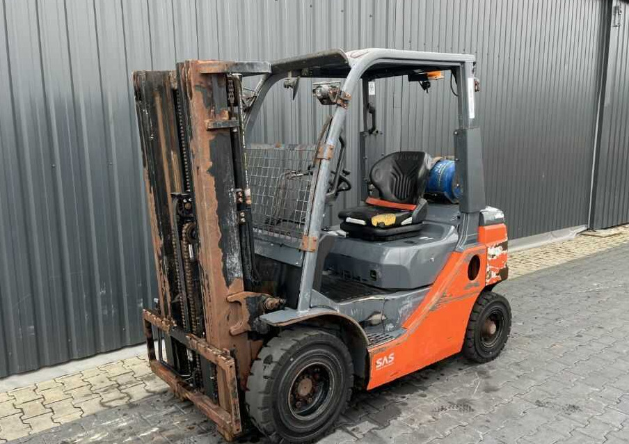 Toyota 8FGF20 - Gasoltruck: bild 1 Toyota 8FGF20 - Gasoltruck: bild 1