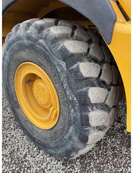 BELL B30E - Tvåhjulstraktor: bild 2 BELL B30E - Tvåhjulstraktor: bild 2