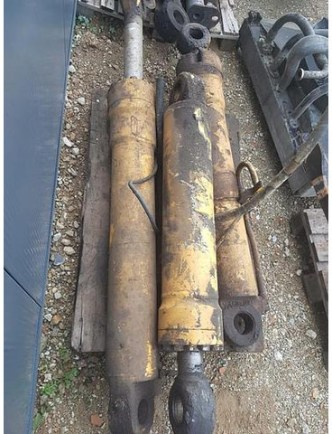 Liebherr A914 - Cylinderblock: bild 1 Liebherr A914 - Cylinderblock: bild 1