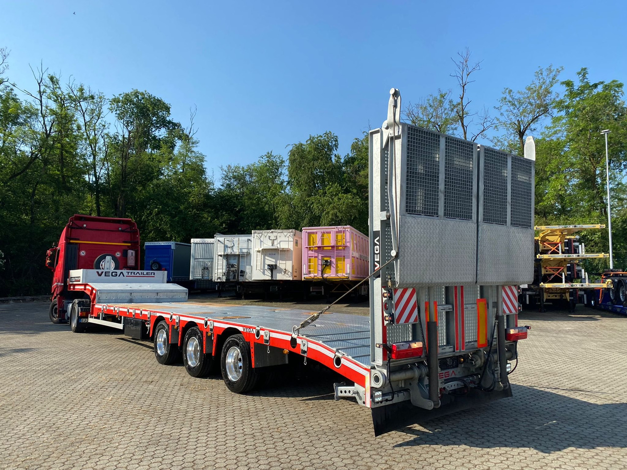 3 AXLE LOWBED (VEGA ITALIANO)  - Låg lastare semitrailer: bild 5 3 AXLE LOWBED (VEGA ITALIANO)  - Låg lastare semitrailer: bild 5