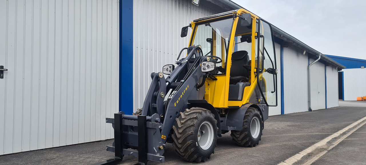 Eurotrac W11 Radlader Hoflader - Minilastare: bild 3 Eurotrac W11 Radlader Hoflader - Minilastare: bild 3