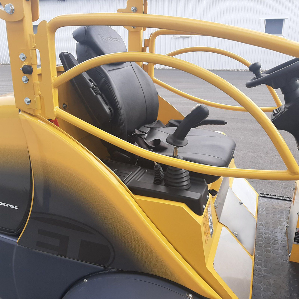 Eurotrac W12 Radlader Hoflader - Minilastare: bild 5 Eurotrac W12 Radlader Hoflader - Minilastare: bild 5