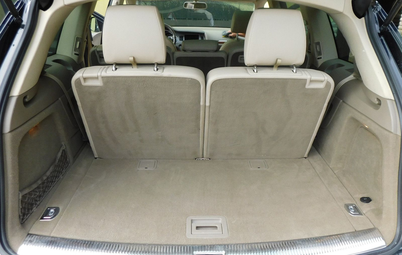 SUV Audi Q7 3.0TFSI 7-Sitzer perfect for UA Export: bild 13