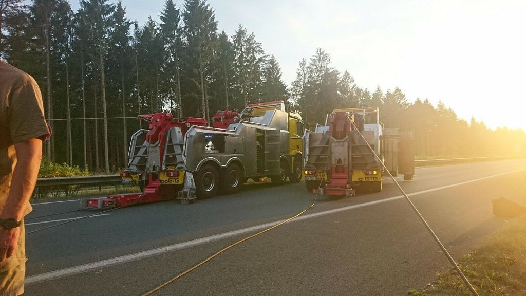 Mercedes-Benz Arocs 8x8 4153 G&G Wrecker Mercedes-Benz Arocs 8x8 4153 G&G Wrecker - Bärgningsbil: bild 2 Mercedes-Benz Arocs 8x8 4153 G&G Wrecker Mercedes-Benz Arocs 8x8 4153 G&G Wrecker - Bärgningsbil: bild 2