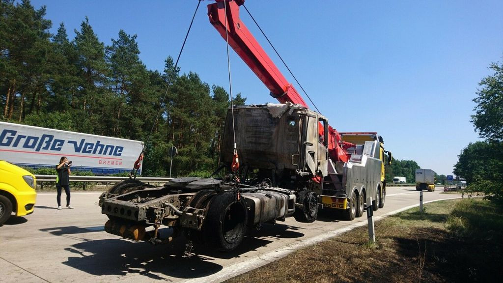 Mercedes-Benz Arocs 8x8 4153 G&G Wrecker Mercedes-Benz Arocs 8x8 4153 G&G Wrecker - Bärgningsbil: bild 4 Mercedes-Benz Arocs 8x8 4153 G&G Wrecker Mercedes-Benz Arocs 8x8 4153 G&G Wrecker - Bärgningsbil: bild 4