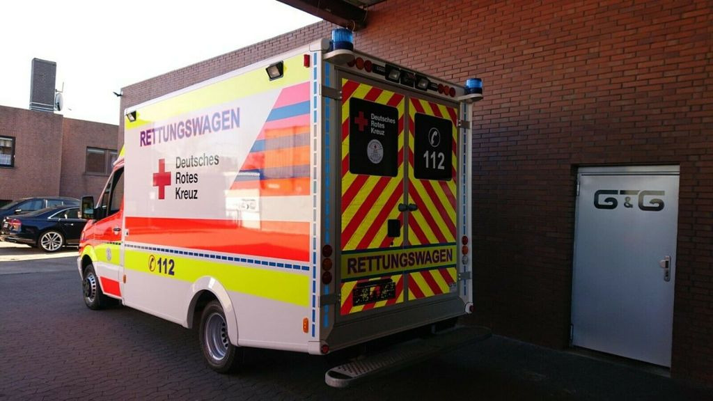 Mercedes-Benz Sprinter 516 // 1 J Garantie // Mercedes-Benz Sprinter 516 // 1 J Garantie // - Ambulans: bild 5 Mercedes-Benz Sprinter 516 // 1 J Garantie // Mercedes-Benz Sprinter 516 // 1 J Garantie // - Ambulans: bild 5