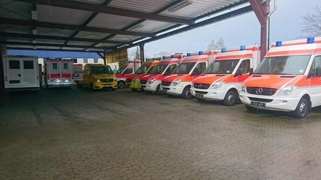 Mercedes-Benz Sprinter 516 CDI /on Stock / - Ambulans: bild 1 Mercedes-Benz Sprinter 516 CDI /on Stock / - Ambulans: bild 1