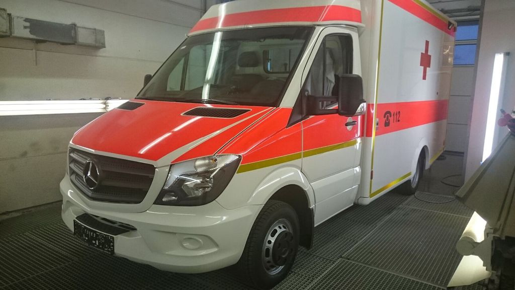 Mercedes-Benz Sprinter 516 // inkl. 1 Jahr Garantie - Ambulans: bild 1 Mercedes-Benz Sprinter 516 // inkl. 1 Jahr Garantie - Ambulans: bild 1